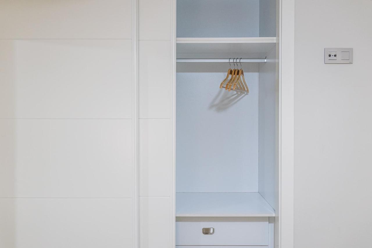 Moderno Apartamento Centro กรานาดา ภายนอก รูปภาพ