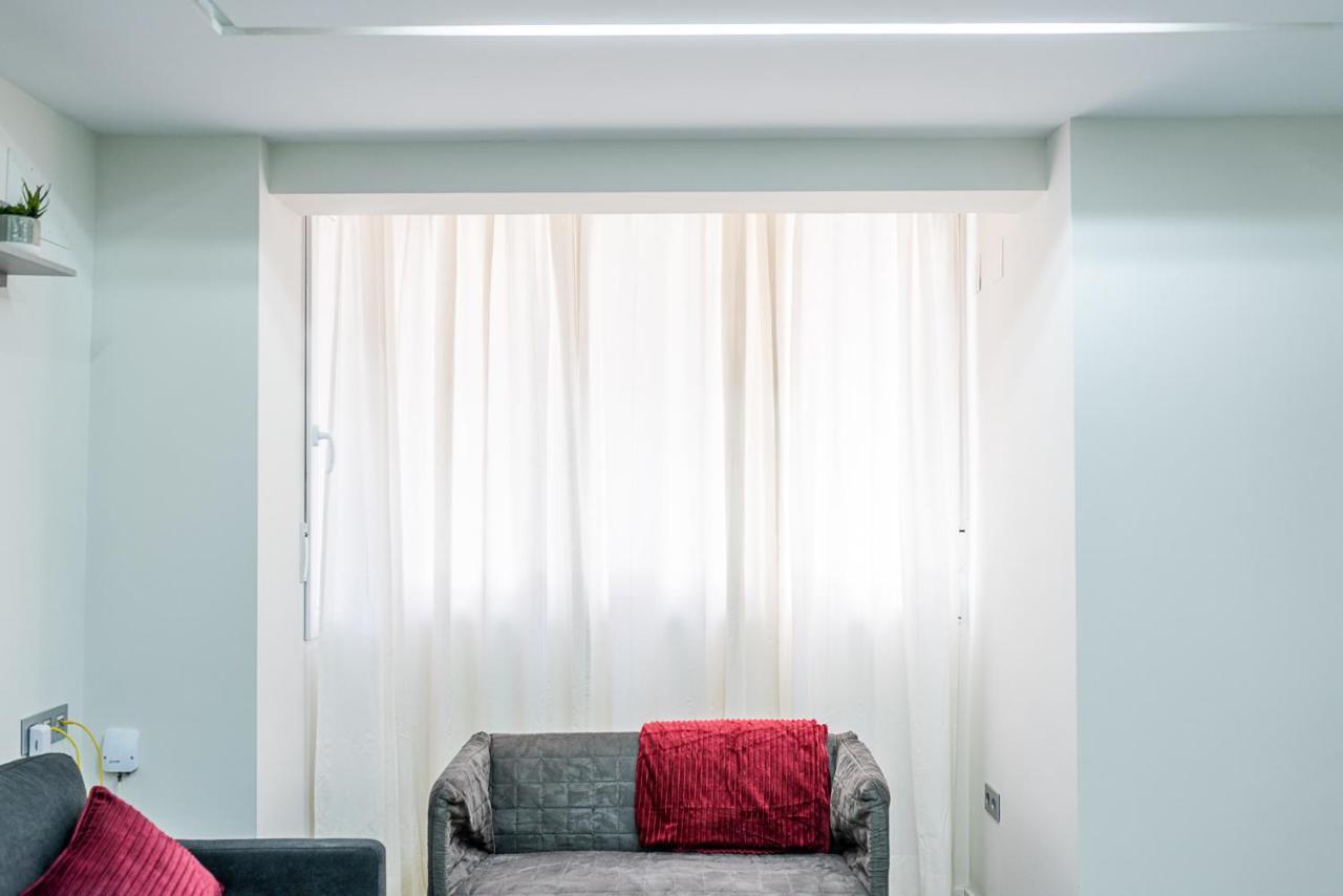 Moderno Apartamento Centro กรานาดา ภายนอก รูปภาพ