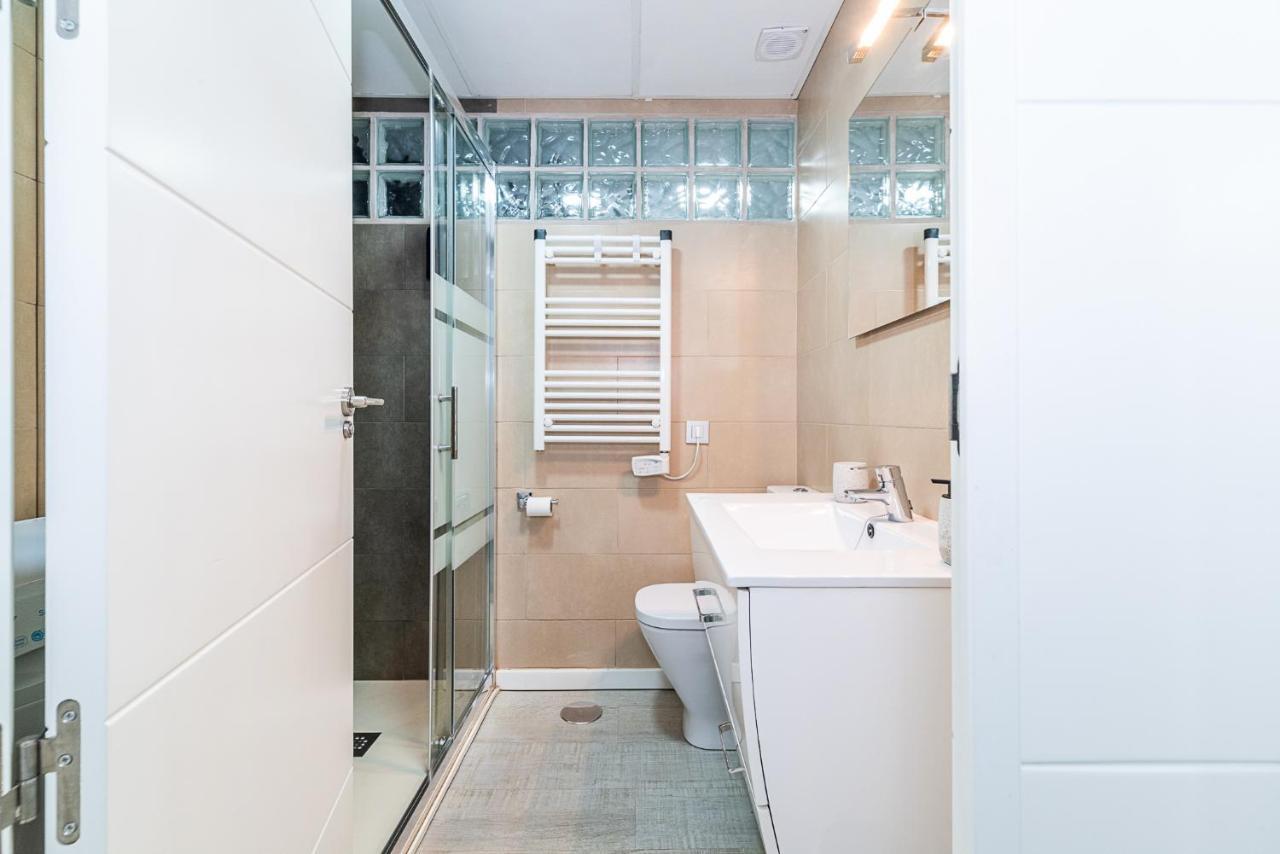 Moderno Apartamento Centro กรานาดา ภายนอก รูปภาพ