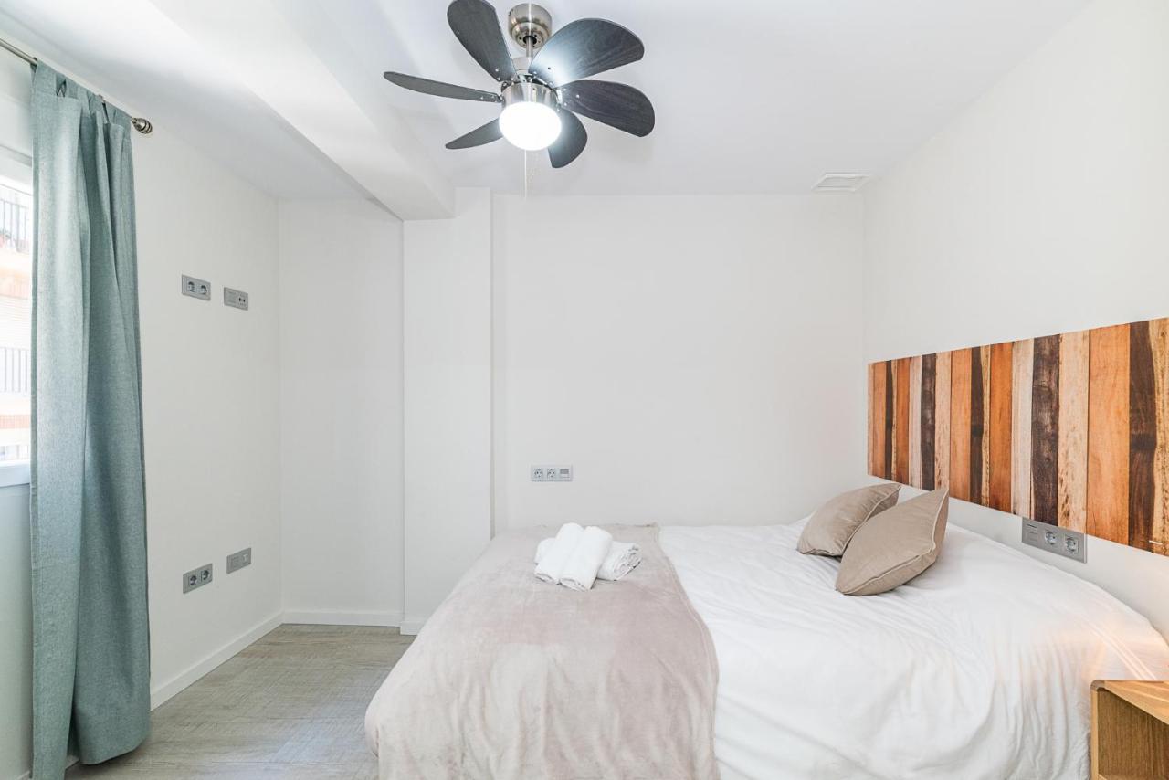 Moderno Apartamento Centro กรานาดา ภายนอก รูปภาพ