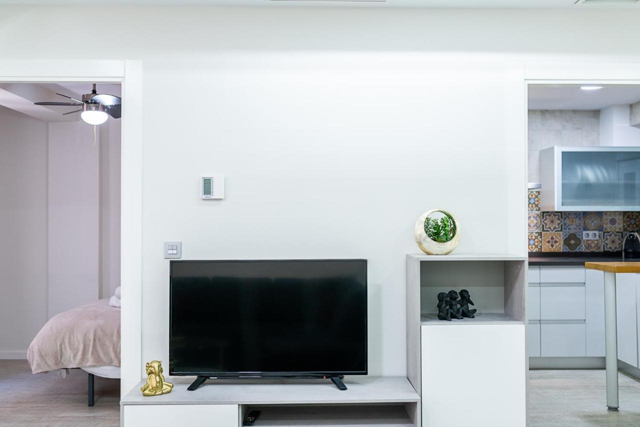 Moderno Apartamento Centro กรานาดา ภายนอก รูปภาพ