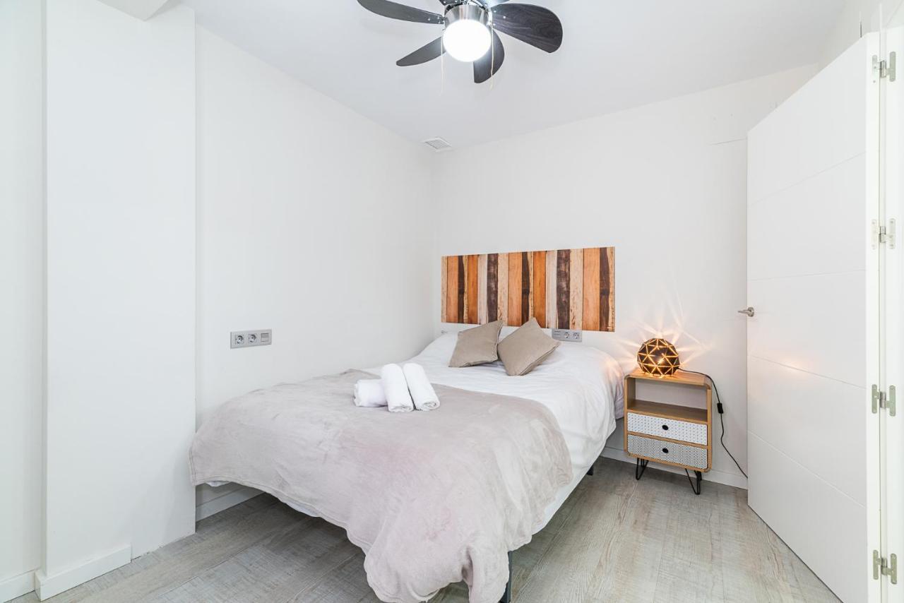 Moderno Apartamento Centro กรานาดา ภายนอก รูปภาพ