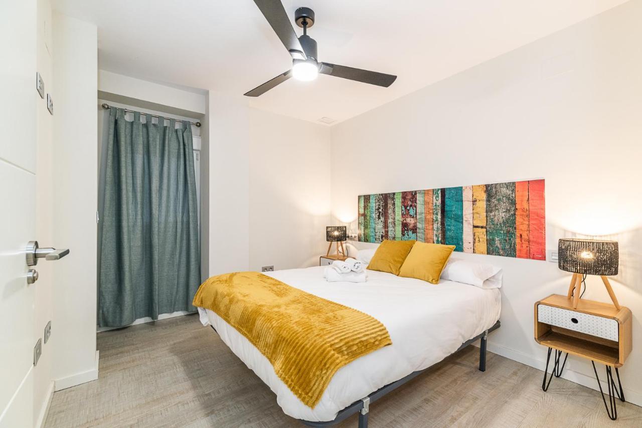 Moderno Apartamento Centro กรานาดา ภายนอก รูปภาพ