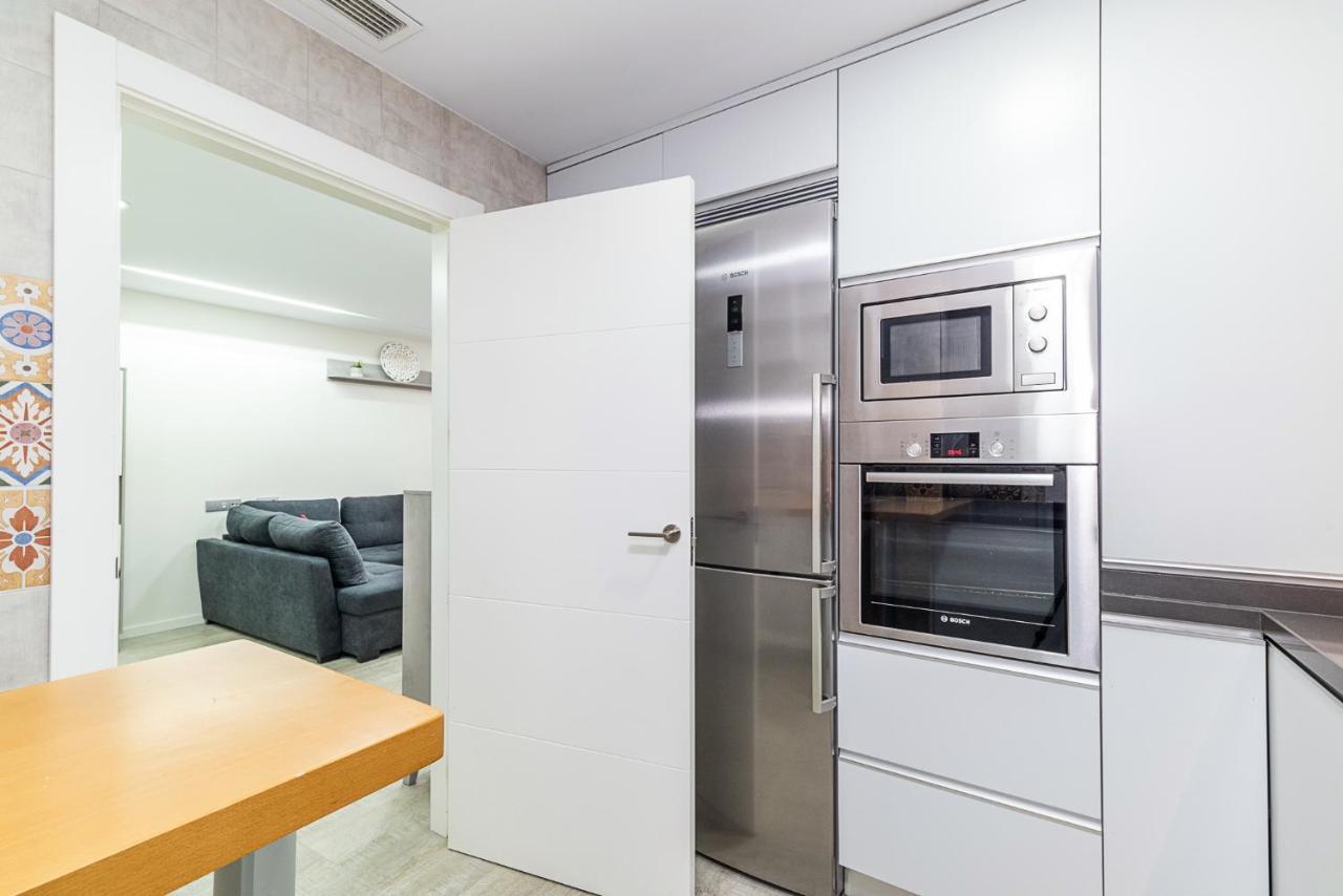 Moderno Apartamento Centro กรานาดา ภายนอก รูปภาพ